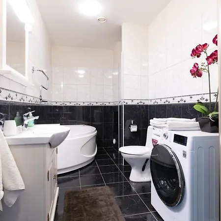 Old Town Amazing Apartment Tallinn
